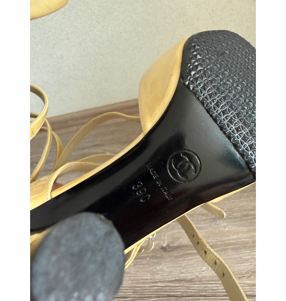 Туфли • Chanel • Бежевый