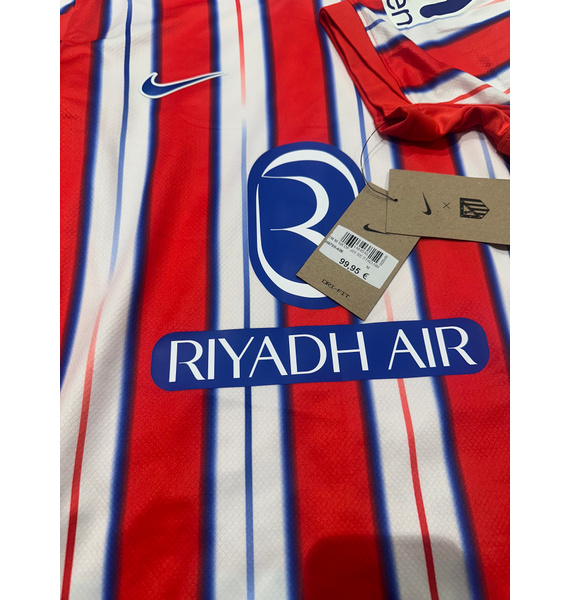 Футболка • Nike • Красный