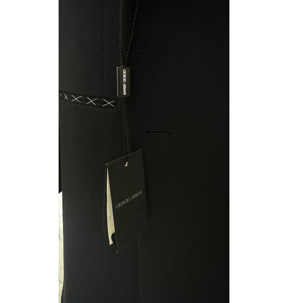 Пальто • Giorgio Armani • Черный