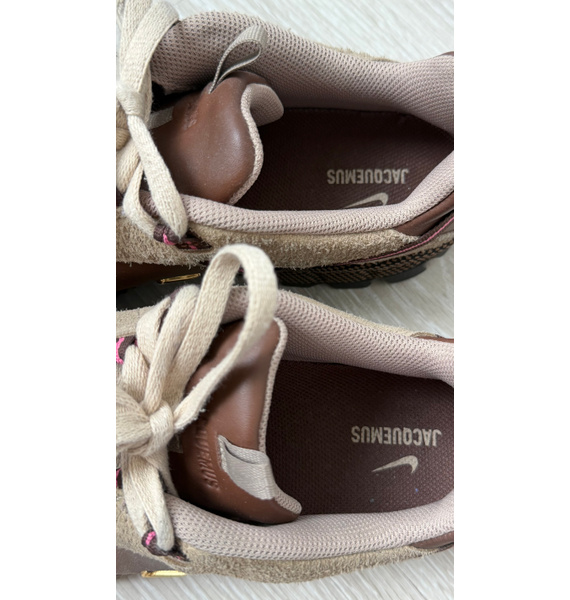 Кроссовки • Jacquemus • Коричневый