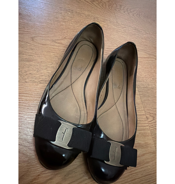 Балетки • Salvatore Ferragamo • Черный