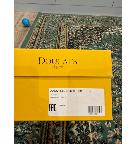 Кроссовки • Doucal's • Другое