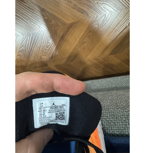 Кроссовки • Nike • Оранжевый