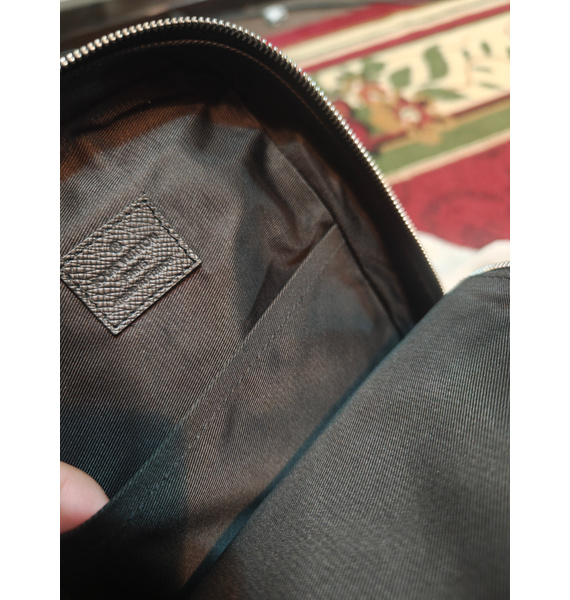 Сумка • Louis Vuitton • Черный