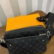 Сумка • Louis Vuitton • Черный