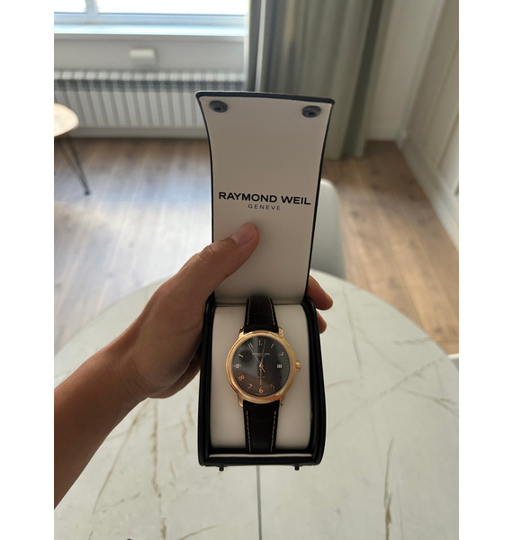 Часы • RAYMOND WEIL • Золотой
