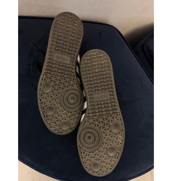 Кроссовки • adidas • Черный