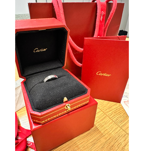 Кольцо • Cartier • Белый