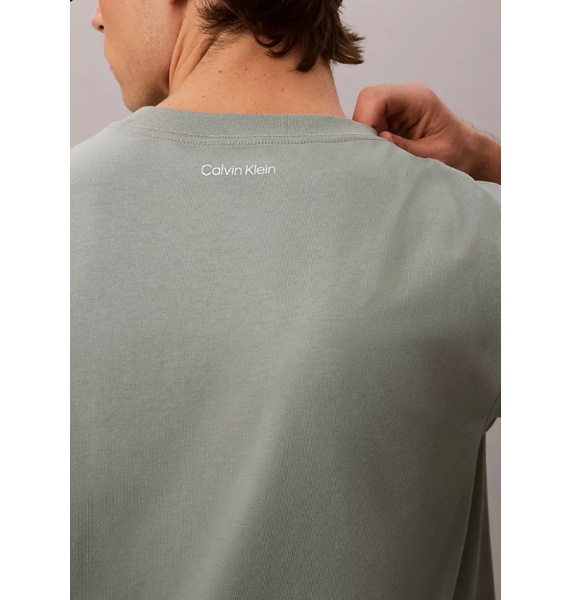 Футболка • Calvin Klein Jeans • Зеленый