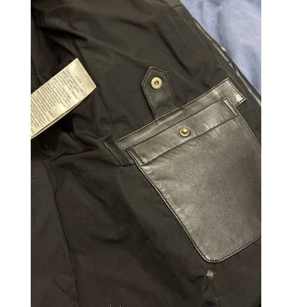 Пуховик • Lacoste • Черный