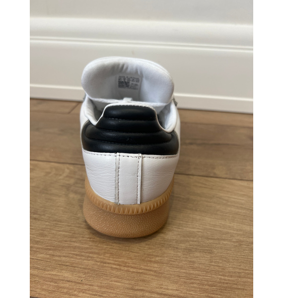 Кроссовки • adidas • Белый