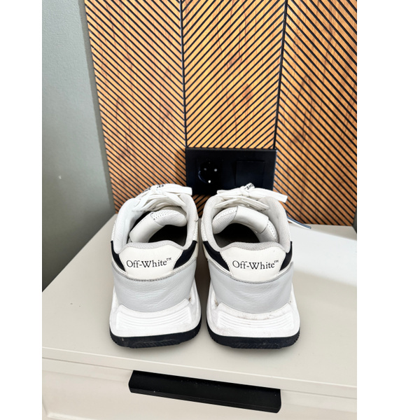 Кроссовки • Off-White • Белый