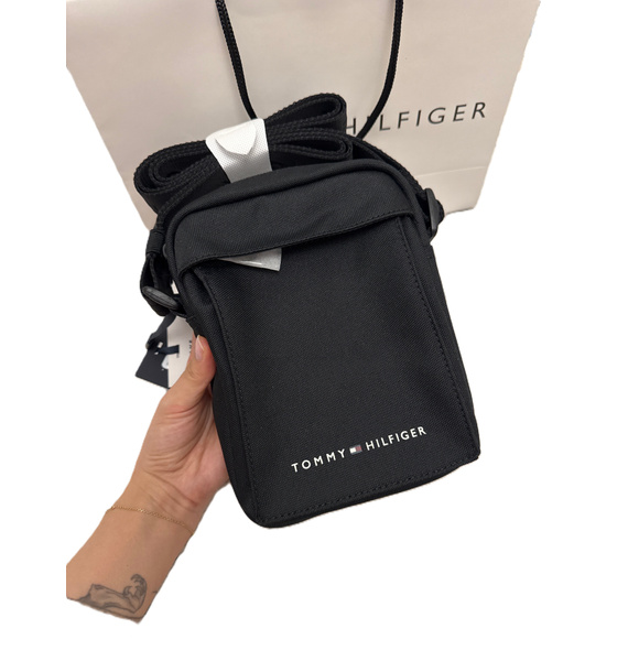 Барсетка • Tommy Hilfiger • Черный