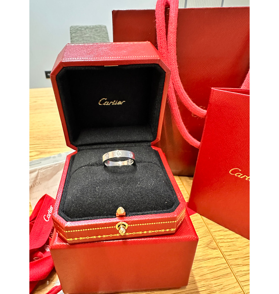 Кольцо • Cartier • Белый